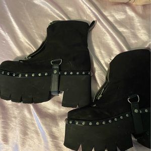 Ashes-100 Demonia boots